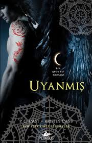 Uyanmış - Gece Evi Serisi 8. Kitap